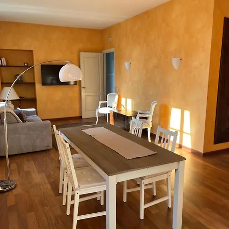 Castle Square Apartament Turyn